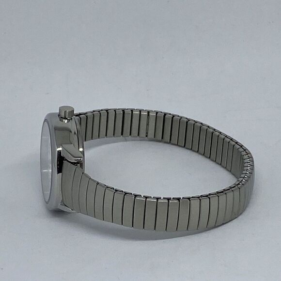 Timex Easy Reader T2H371 Women's Silver Brass Analog Dial Quartz Watch RQ530 - Picture 9 of 12